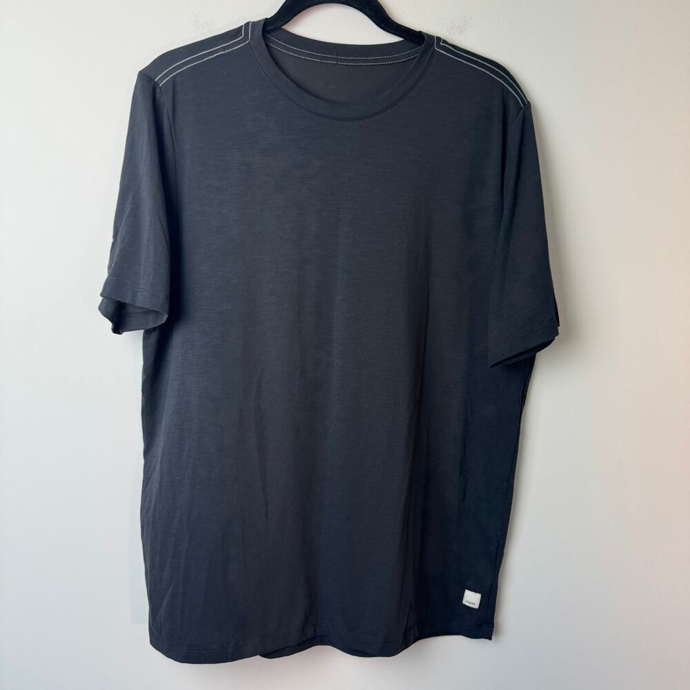 Vuori Men's Black Current Tech Tee - Size Large